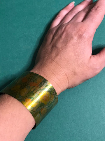 Daffodil’s Cuff Bracelet - Comtemporary Vibrant Yellow Green Bangle - easy wear lightweight aluminium.