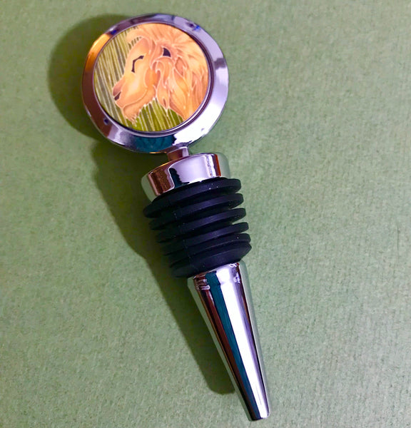 Majestic Lion Wine bottle stopper - Wildlife lovers gift - Wine lovers Gift