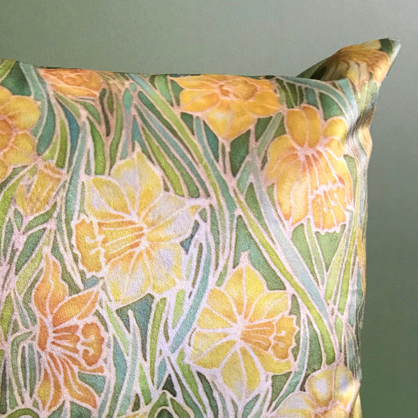 Arts and Crafts Style Daffodils Luxury Velvet Cushions, Cheering Springtime Decor Throw Pillows
