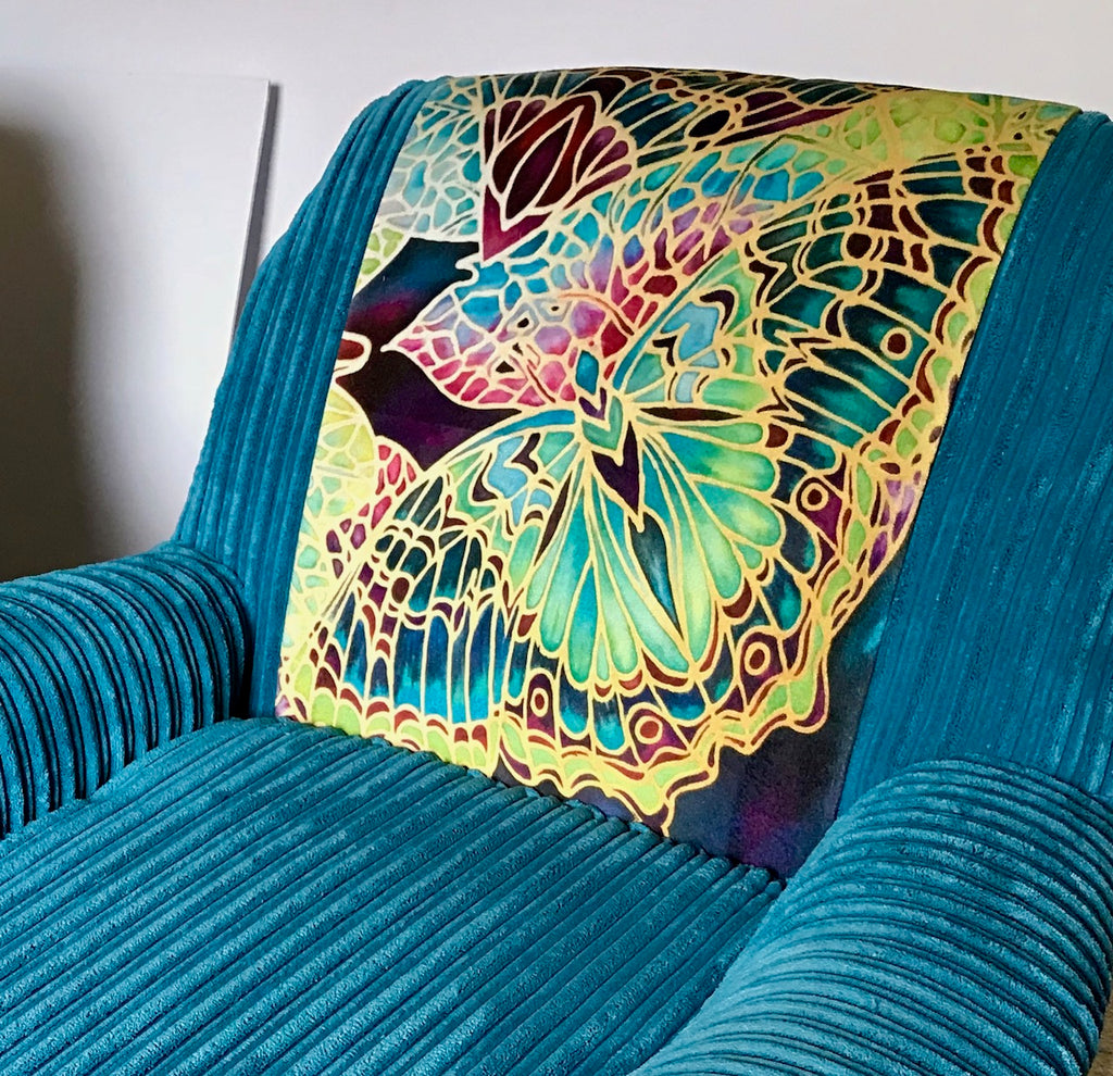 Jazz Up those Plain Armchairs!