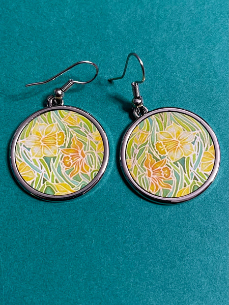 Sunny Yellow Daffodil Flower Round Drop Earings - Affordable gift