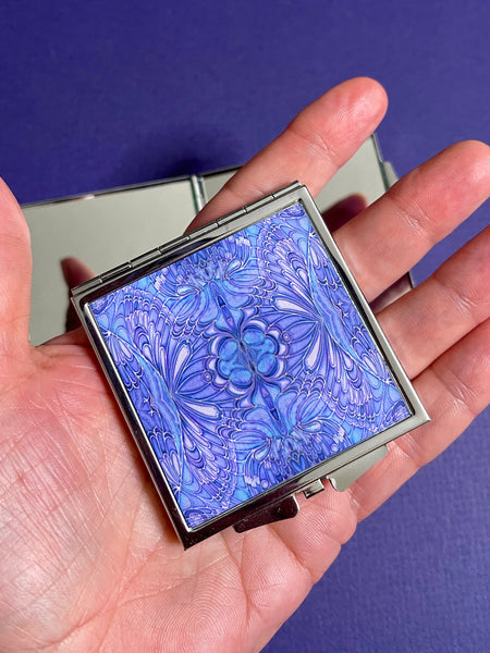 Blueberry Butterflies Handbag Mirror for her -  Pretty Blue Folding Pocket Compact Makeup Mirror Gift for Girl, Mum, Auntie, Friend, Teacher