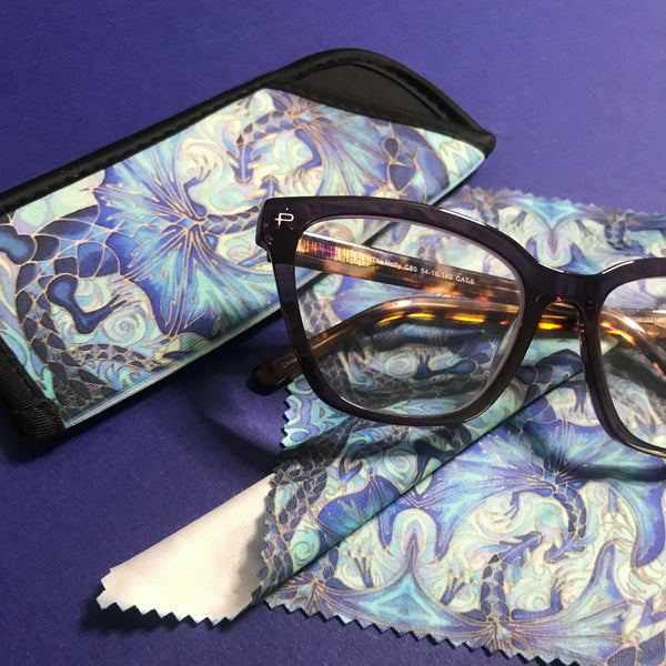 Blue Dragons Glasses Cover & Cleaning Cloth - slip-on padded cover for glasses - Reading or Large Glasses Case