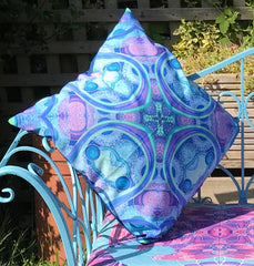 Blue Circles Showerproof Cushion - Showerproof Garden Cushions - Blue green turquoise Cushion