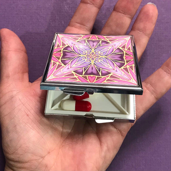 Pink Star Large Pill Box - Stud Earing Jewellery Box