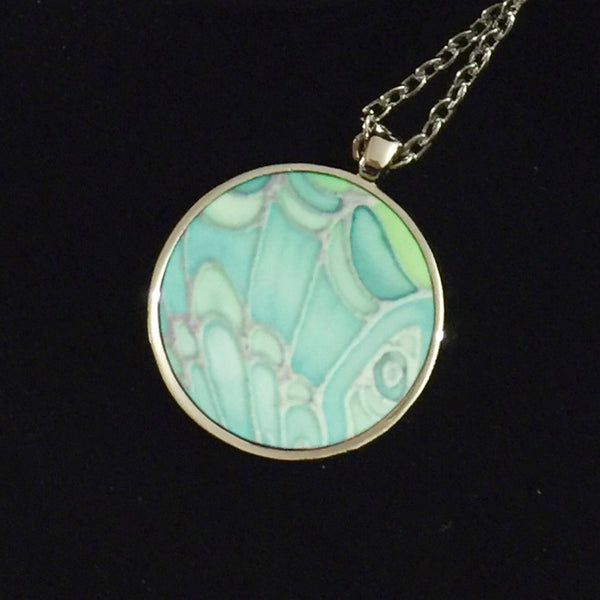 green circle butterfly pendant necklace