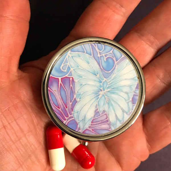 Pale Blue Lilac Butterfly Pill Box - Pretty Round Box - Stud Earing Jewellery Box - Mint Butterflies