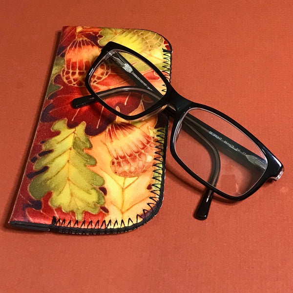 Oak Leaves Glasses Case - slip-on padded glasses cover - reading / large glasses cover